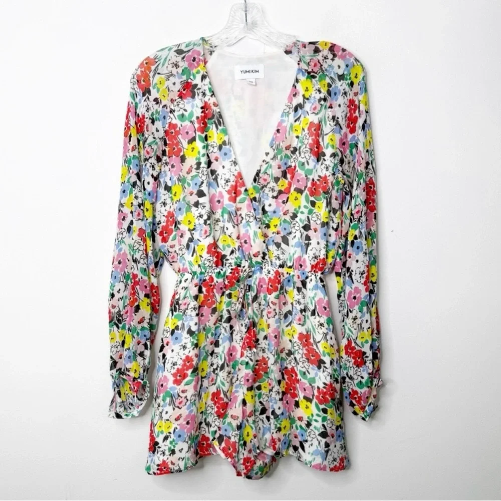 YUMI KIM | Naomi Romper in White Juniper‎ V-Neck Long Sleeve Floral Print Sz. XS